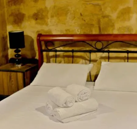 Banoffee Two Bedroom La Valletta