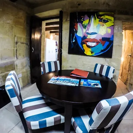 Banoffee Two Bedroom Valletta