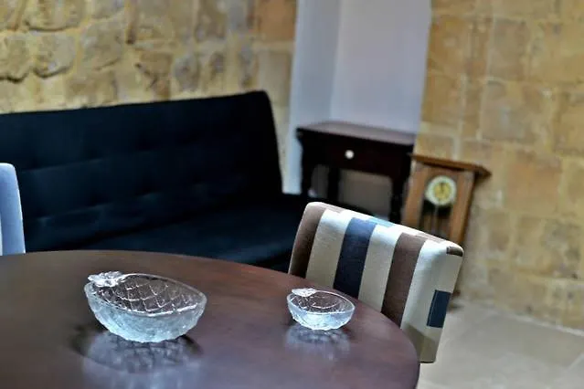 Banoffee By Vallettastay